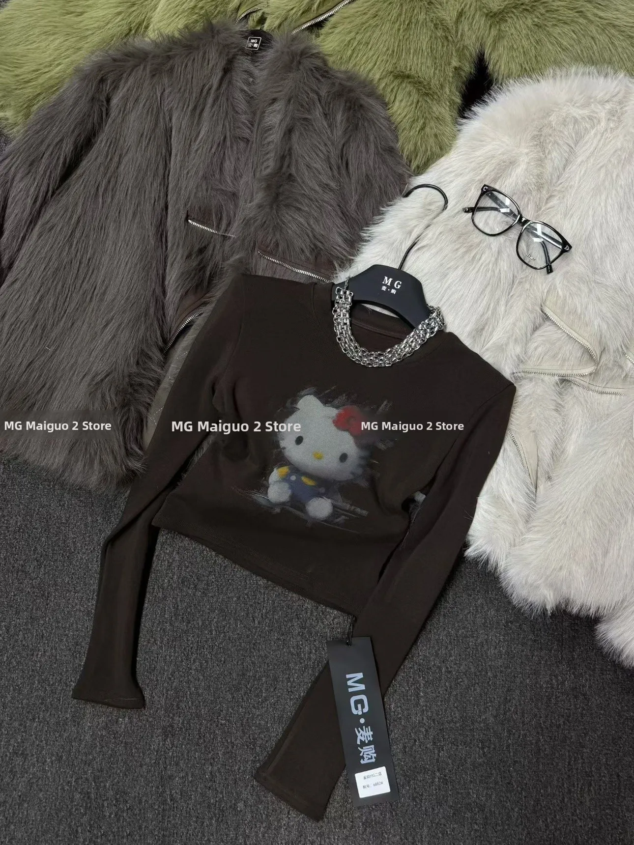 تي شيرت Sweet Cool KT مطبوع عليه رسوم كرتونية Fce طويل Sve تي شيرت مبطن للكتف من القطن المريح للنساء