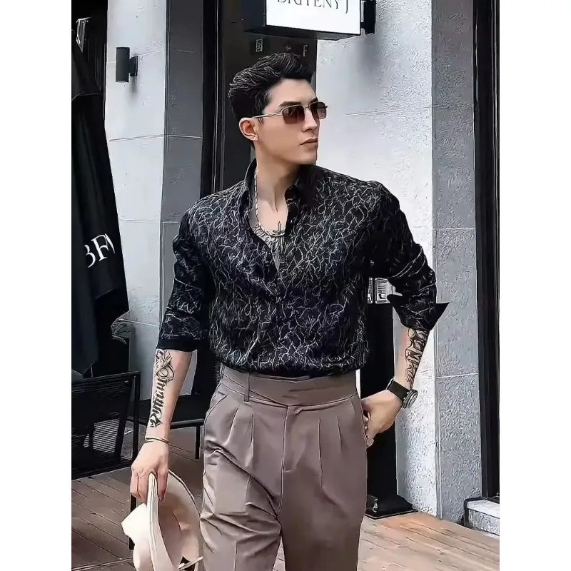 

Новая рубашка, модная мужская приталенная рубашка с длинными рукавами и принтом, не требующая железа, против морщин, модная повседневная рубашка