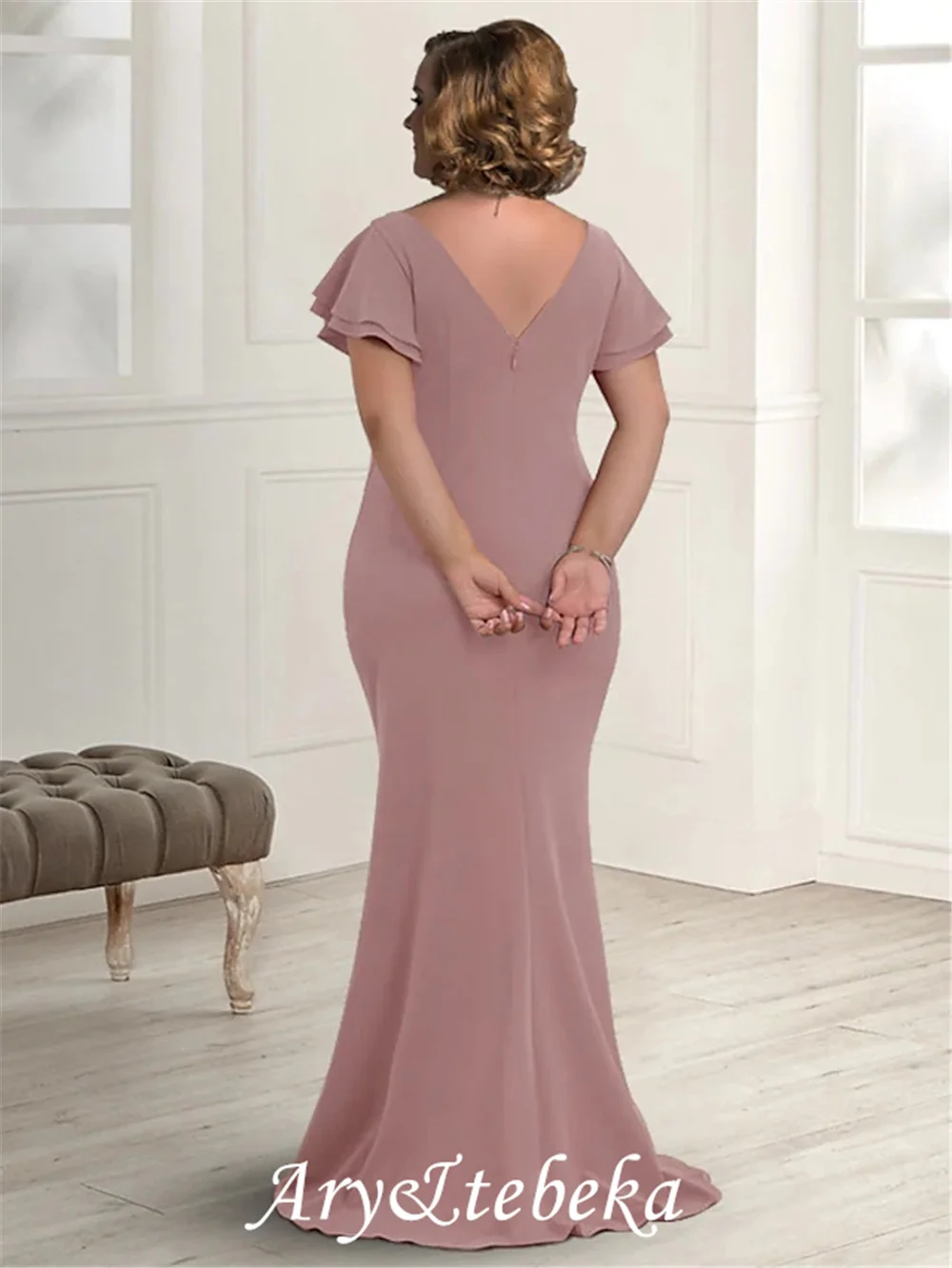 Mother of the Bride Dress Plus Size Elegant Sheath Jewel Neck Sweep / Brush Train Chiffon Short Sleeve with Ruched