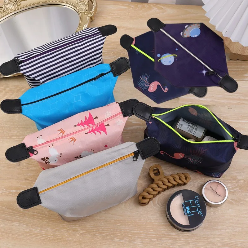 

New Fashion Women's Portable Foldable Cosmetic Bag Waterproof Makeup Bag Travel Organizer Toiletries Storage Bags Makeup Cases