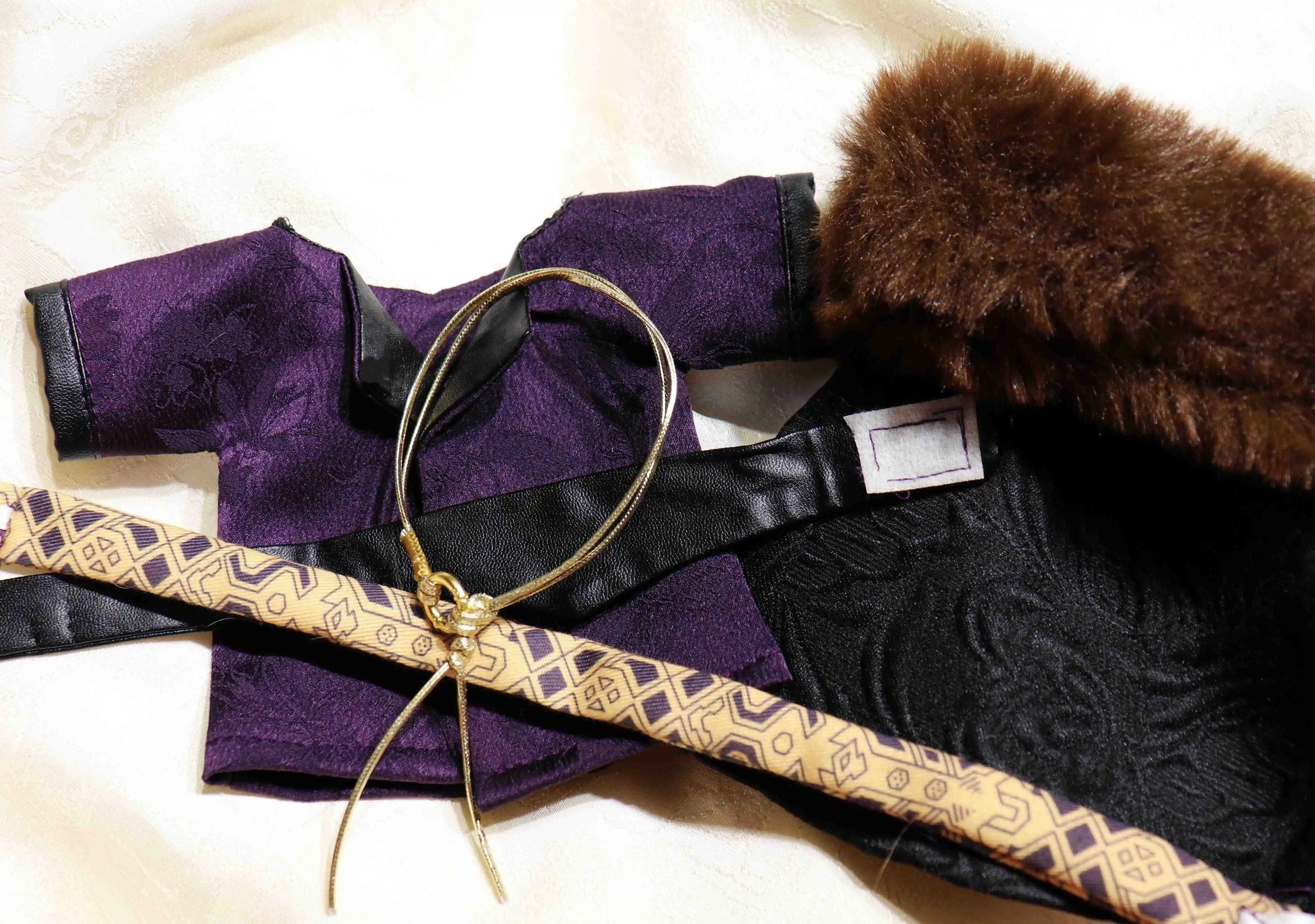 Vêtements de beurre vintage pour enfants, beau costume violet prairie, peluches trempées, accessoires en peluche, jouet anime, Prince Earl, 20cm