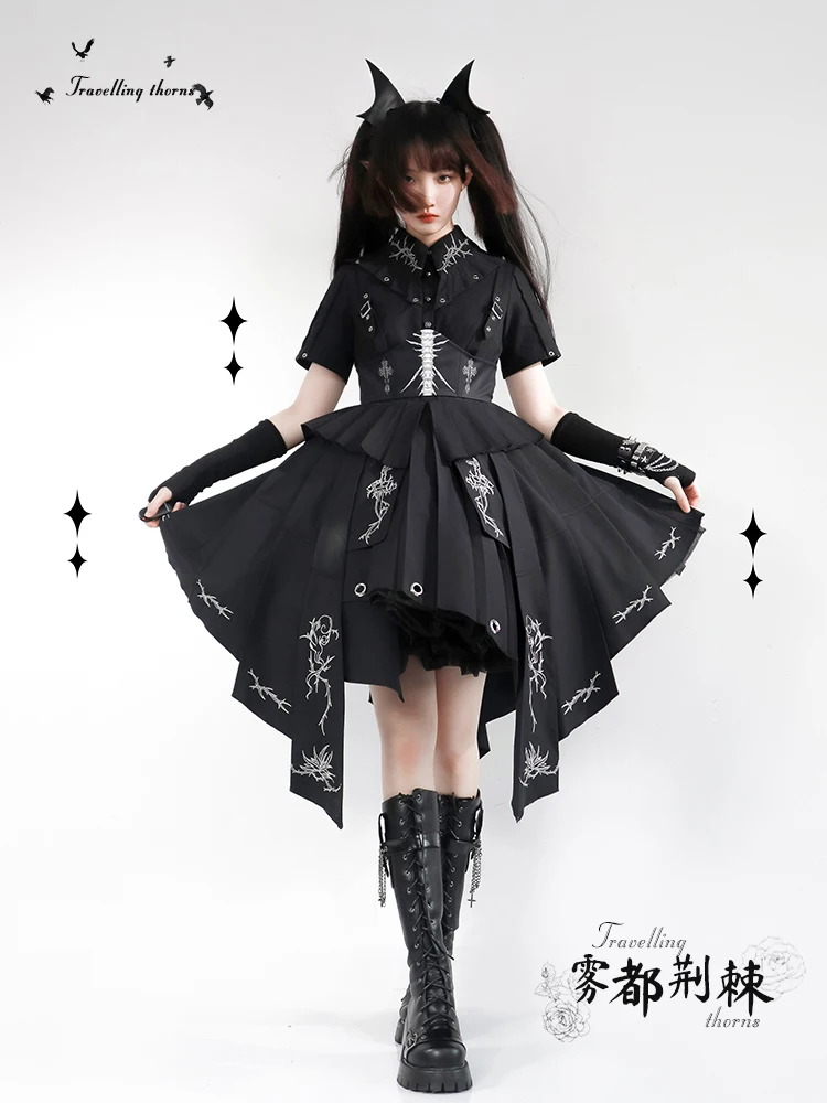 

Melonshaw Misty Black OP Elegant Lolita Design Dark Dress Cos Lolita Dress Black Skirt Suit Black Waisted Dress Dark Girl Dress