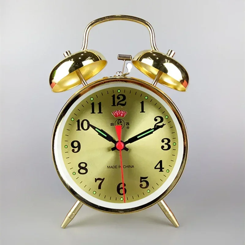 Clock Creative Bedroom Bedside Desktop Alarm Watch Retro Mechanical Alarm Clock Metal Gold Table Clocks Chicken Peck Rice Gift