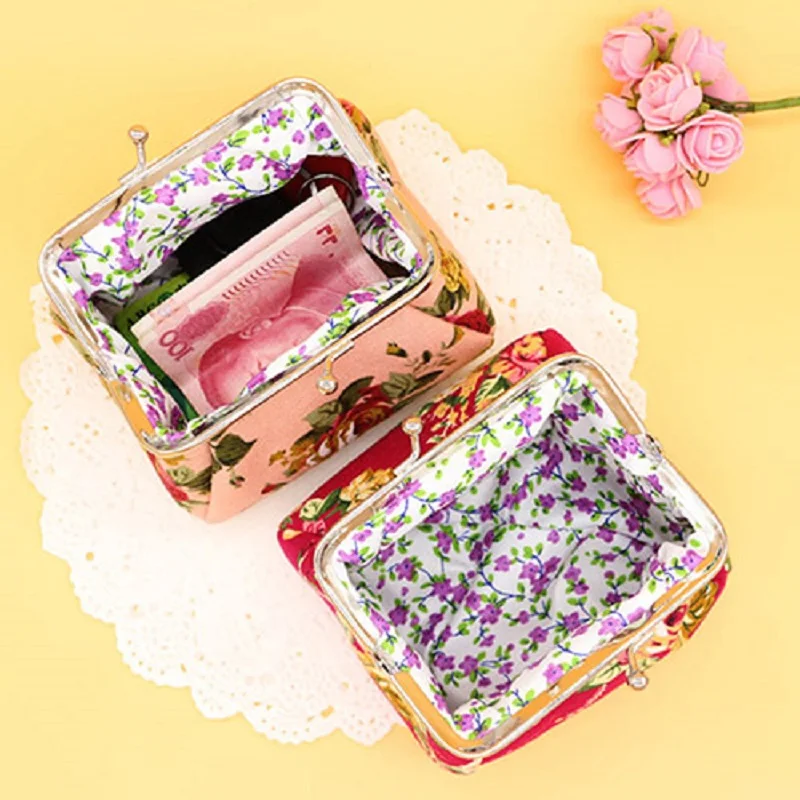 2023 New Arrival Women Flower Printed Canvas Wallet Card Holder Coin Purse Clutch Handbag Bag For Beauty And For Health