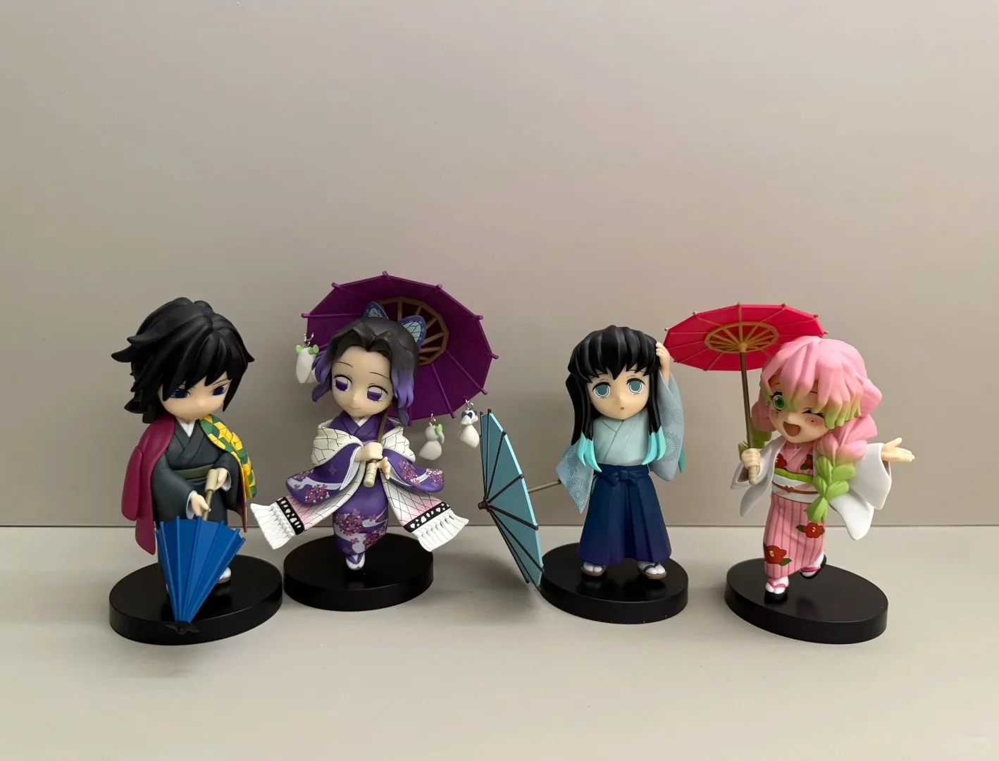 Anime-Figur Demon Slayer Figuren Kimetsu No Yaiba Puppe Tanjiro Nezuko Zenitsu Figurine Plum Rain Serie Actionfigur Modell Spielzeug – Detail 12
