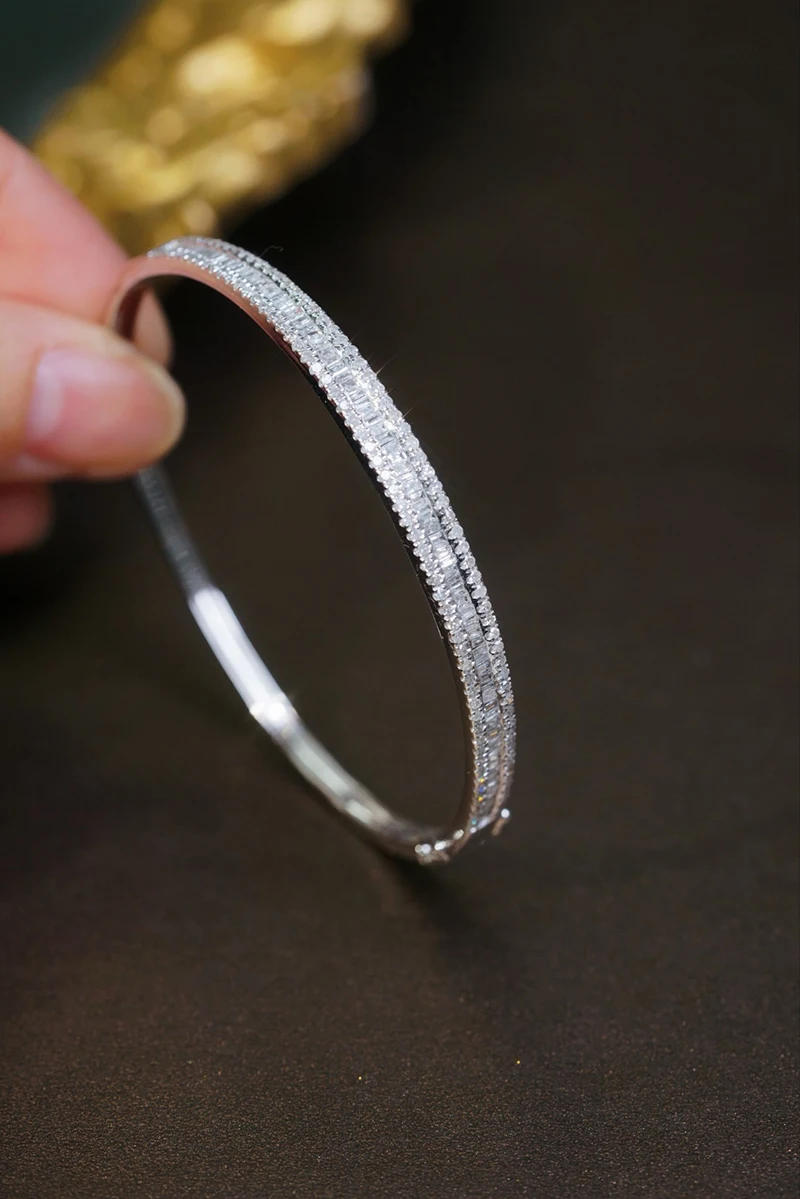 KUGG 100% 18K White Gold Bangle Luxury Classic Design 1.20carat Real Natural Diamond Bangle for Women High Party Jewelry