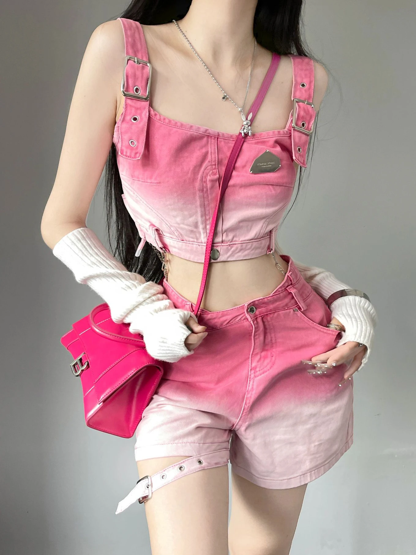 

Women Design Pink Jeans 2 Pieces Sets Suspender Tops+Gradient Wide Leg A-line Pants Denim Shorts Suits