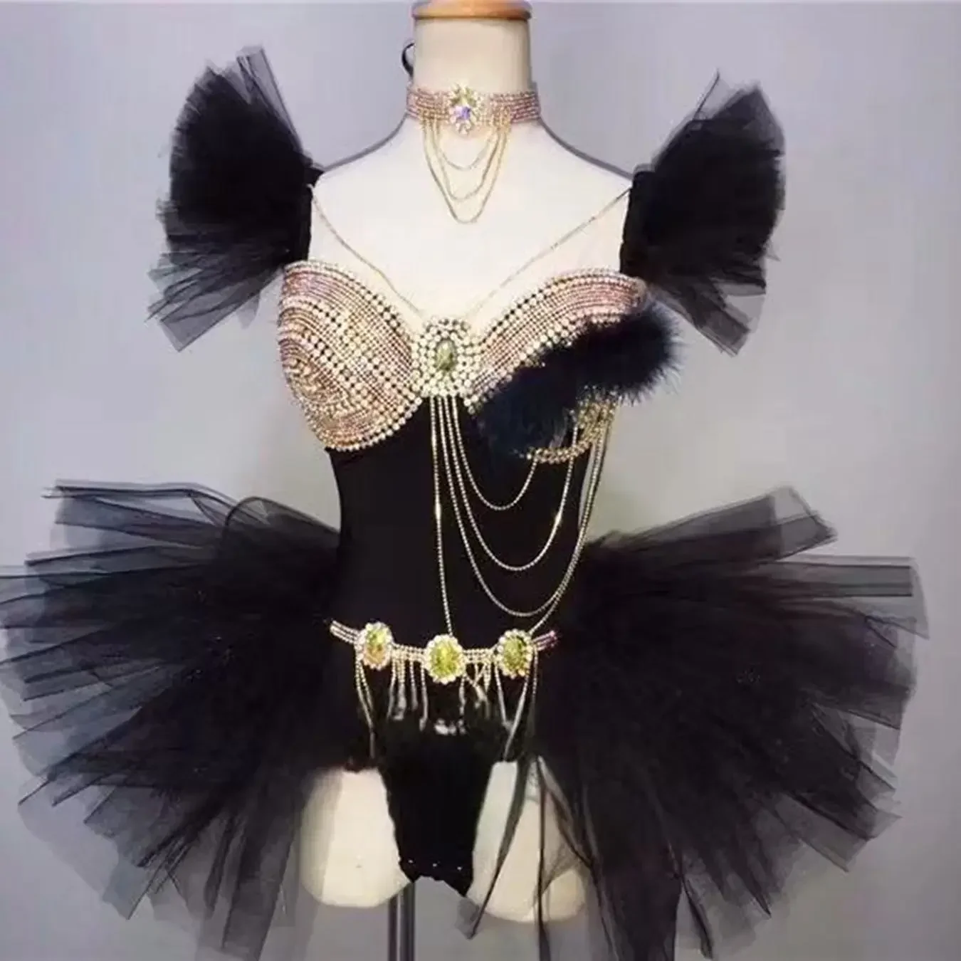 Body de lujo con cadena de diamantes de imitación dorados para mujer, traje Sexy para Bar, club nocturno, cantante, baile, escenario, fiesta, Rave, cumpleaños, graduación