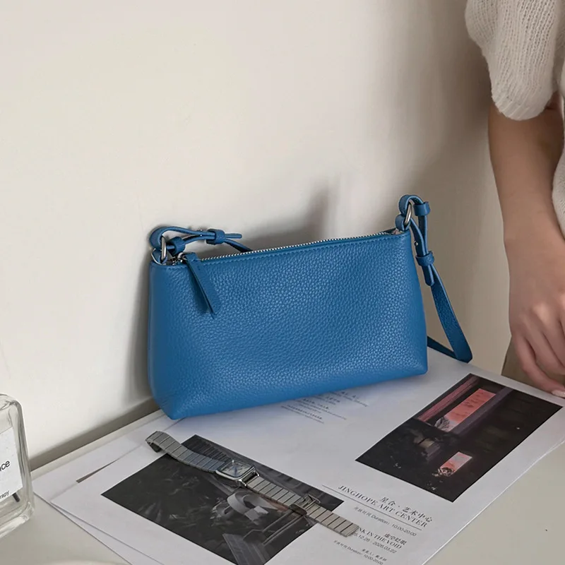 

Кожаная минималистичная ветрозащитная сумка-конверт 2026 с ремнем на плечо и ремешком подмышку, повседневная, для поездок на работу, маленькая кожаная сумка