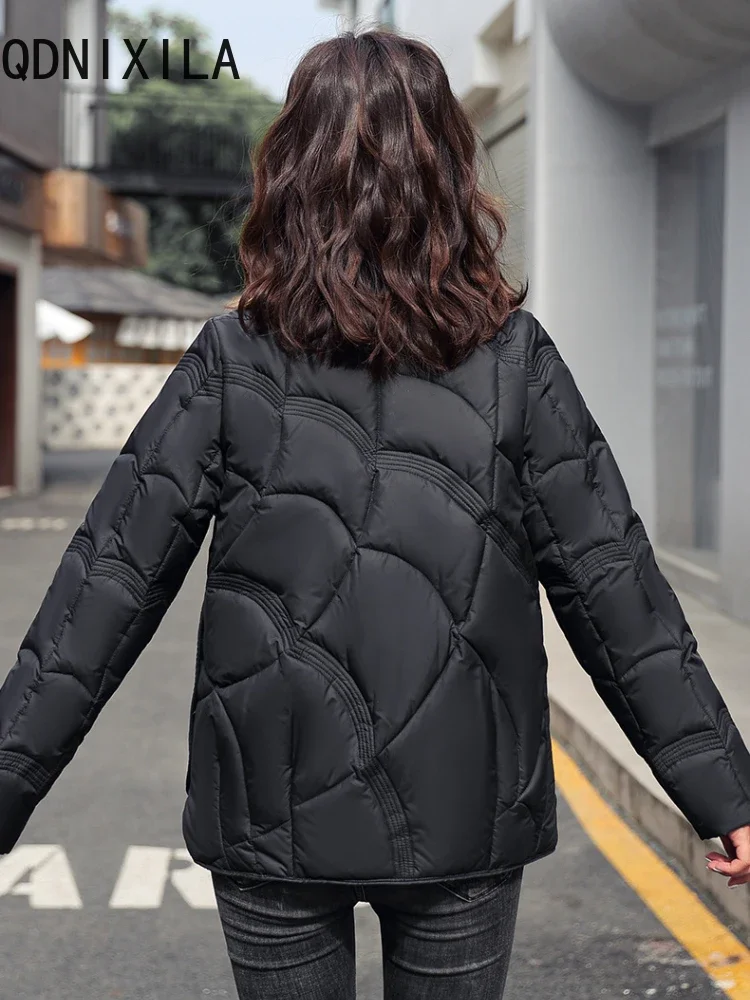 Jaqueta de inverno de manga comprida feminina, Parkas quentes, casaco pequeno, gola alta, bolso, roupa de lazer, top curto, moda, novo