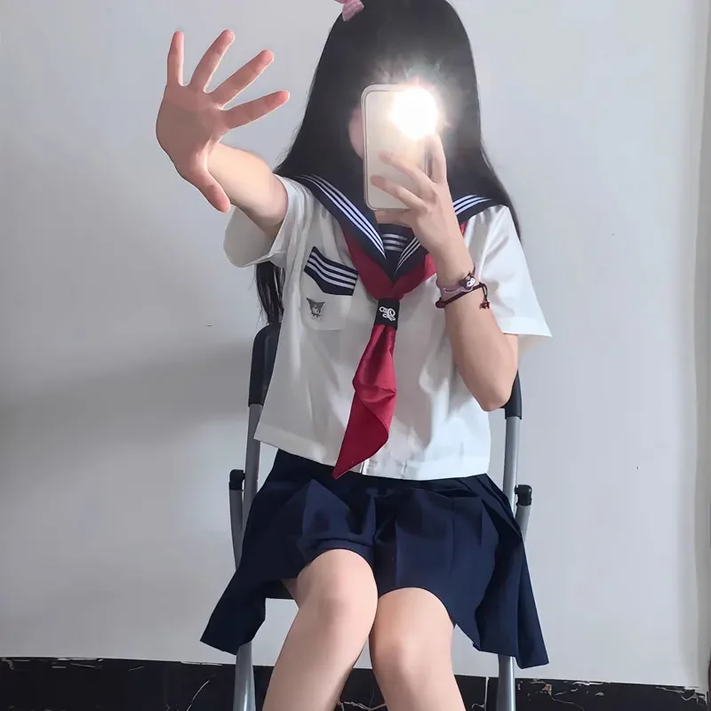 Uniforme scolastica coreana Abito da marinaio bianco Gonna a pieghe blu scuro Camicetta da marinaio Uniforme giapponese Jk della scuola superiore Seifuku Studente cosplay