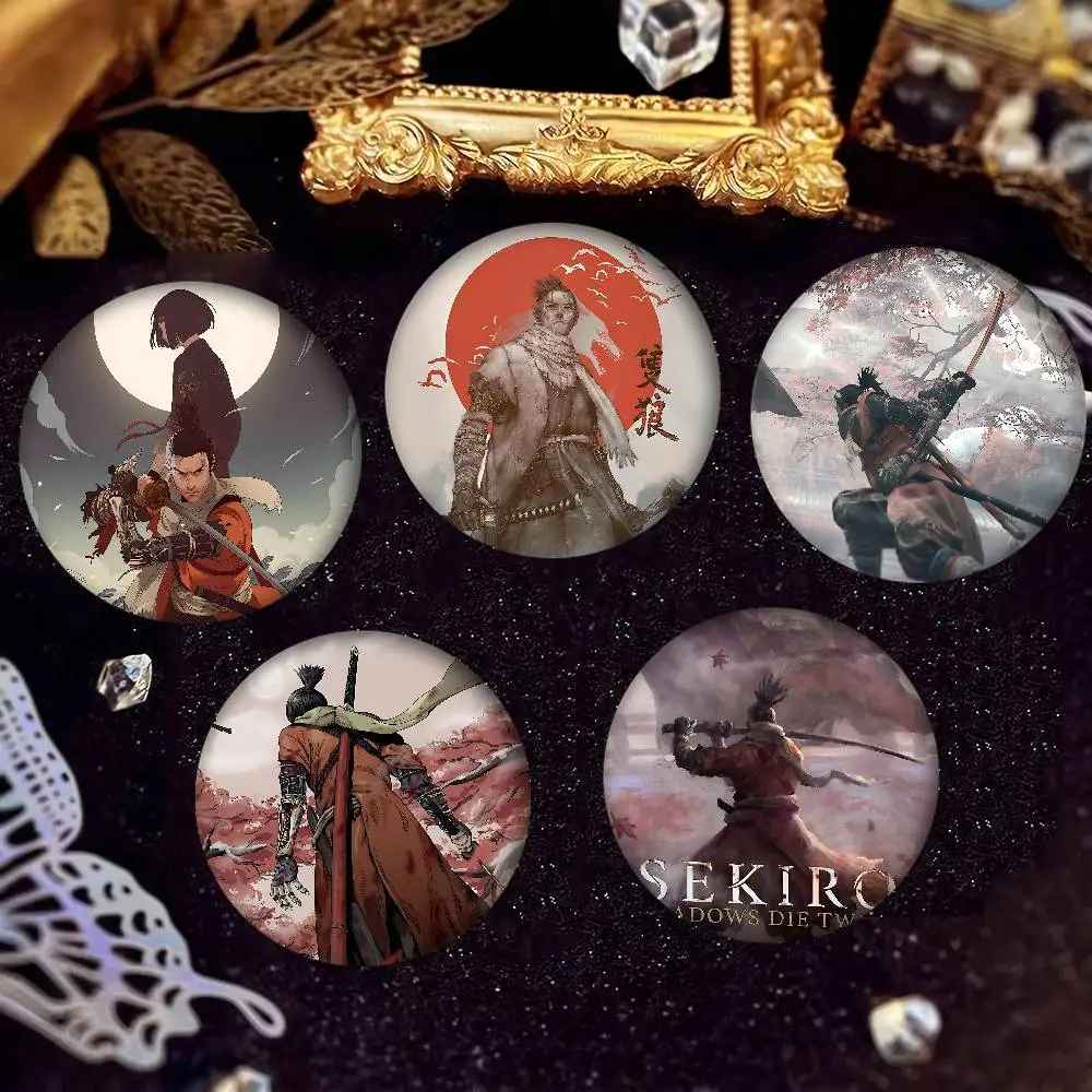 Sekiro Shadows يموت مرتين للتخصيص لينة زر دبوس للنساء مجوهرات إبداعية مضحك شارة الكرتون عاشق قبعة