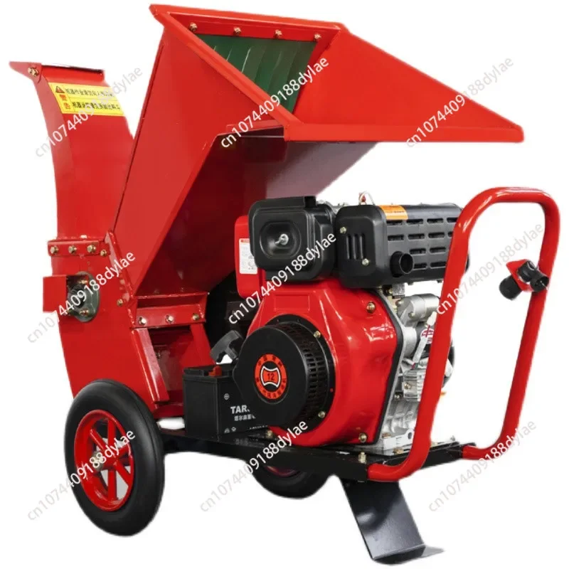 Household small branch crusher diesel branch crusher multi-functional self-propelled wood crusher orchard straw crusher