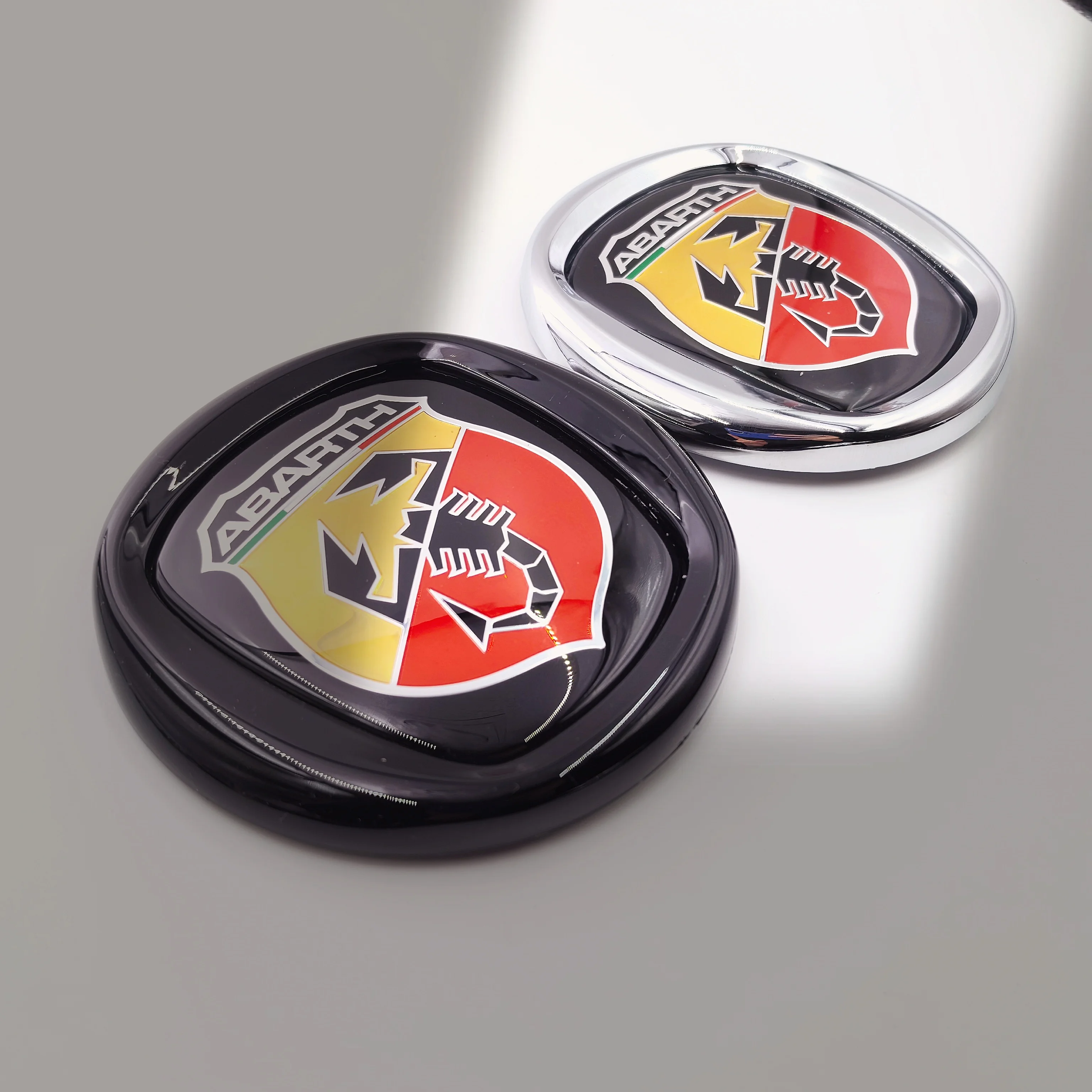 Emblema de coche FIAT Abarth, 8,5 cm, 9,5 cm, 10cm, 12cm, 85mm, 95mm, 100mm, 120mm, parrilla delantera de coche, emblema de maletero de puerta trasera de parachoques