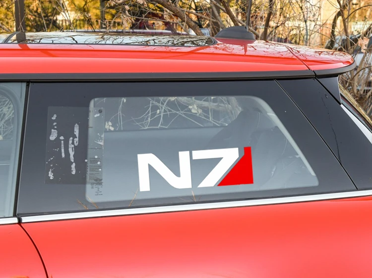 Car Stickers MASS EFFECT N7 Reflective Decoration For Trunk Windshield Bumper Motorcycle Computer Case Tablet Notebook Ipad D40