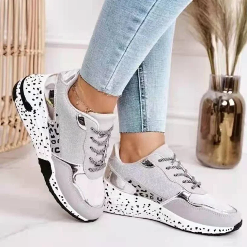 New Women Lace-up Casual Chunky Sneakers High Platform Shoes  Autumn Breathable Sport Shoes Plus Size 35-43 Zapatillas Mujer