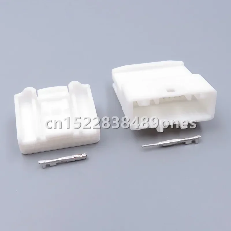 24 Pole Auto Audio Navigation Rearview Connector 1473413-1 1318917-1 Car Wiring Harness Socket