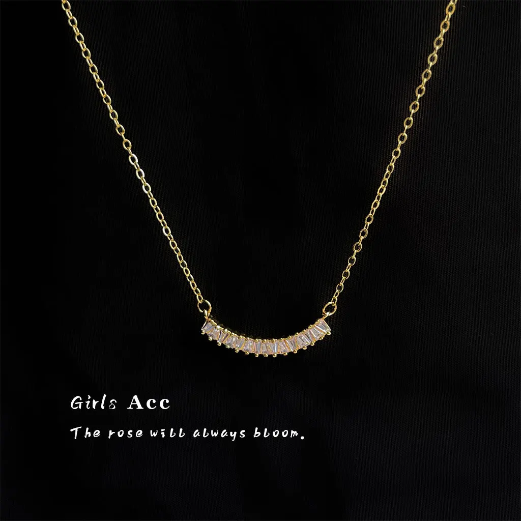 

Smile Bar Zircon Necklace Minimalist Fashion Luxury Layering Chain Women Trendy Jewelry Gift for Her
