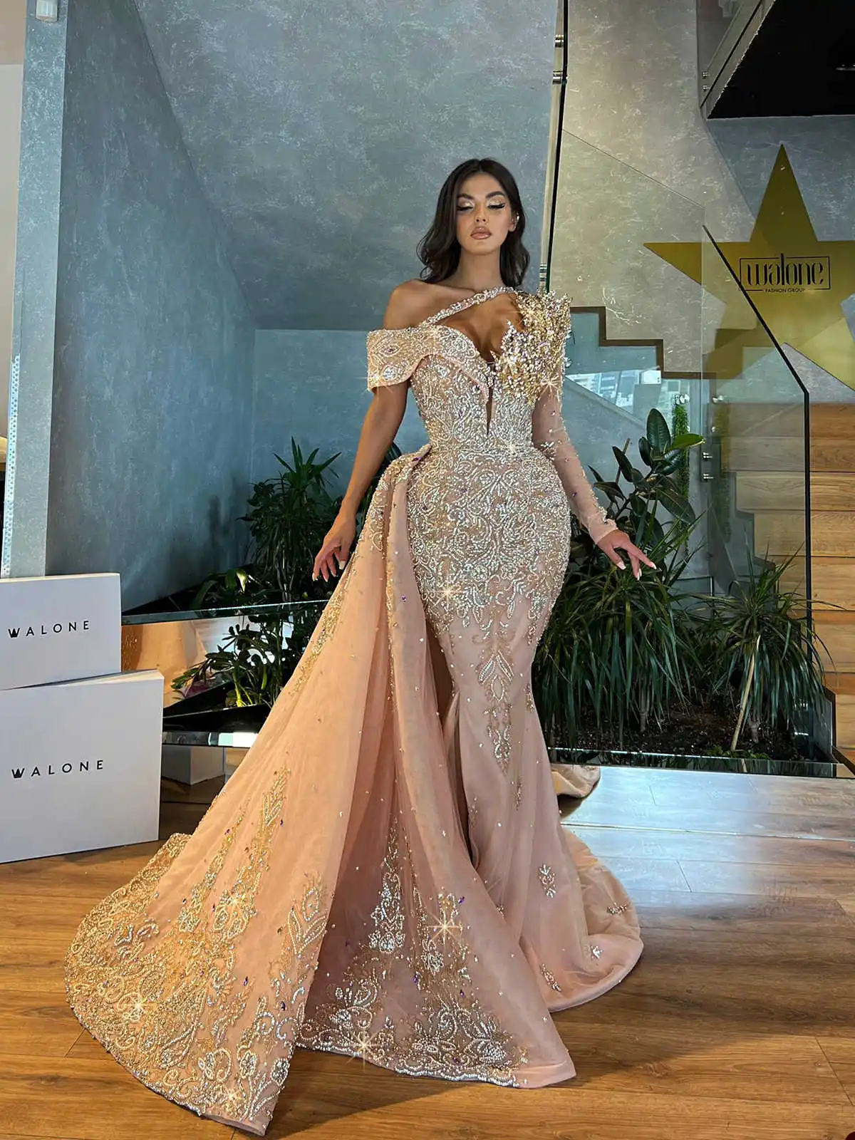 Gorgeous Evening Dresses Mermaid Designer Beads Appliques Detachable Train Backless Prom Dress Vestido De Noite Customized