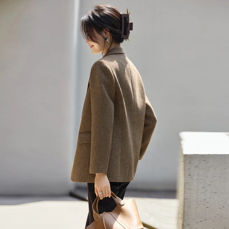 Winter Thick High-Quality Coffee-Colored Wool Women's Coat Single-Button Suit Style for 2026
