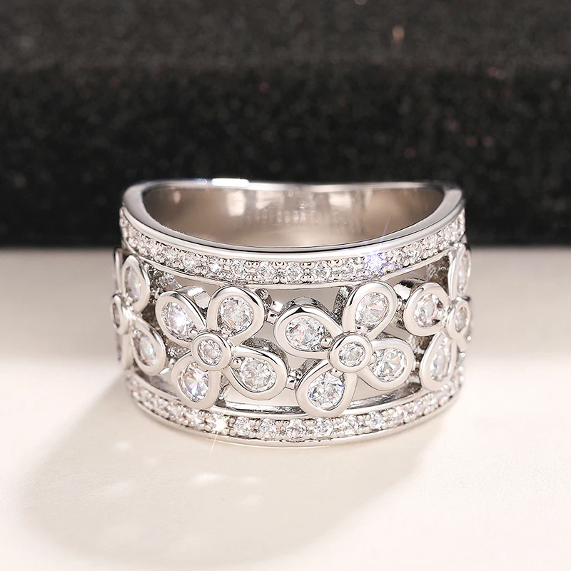 Huitan Hollow Flower Design Wedding Band Women Rings Silver Color Inlaid Shiny Crystal Cubic Zirconia Aesthetic Female Jewelry