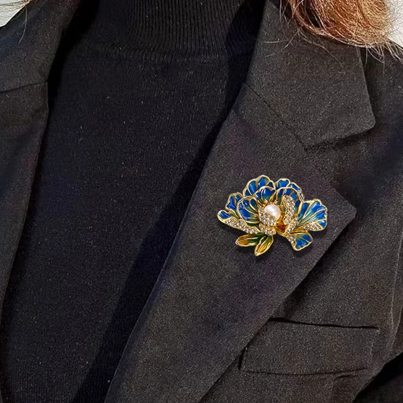 Elegant Peony Studded Rhinestone Brooches For Women Girls Delicate Pink Blue Flower Pearl Brooch Pins Party Jewelry Gifts