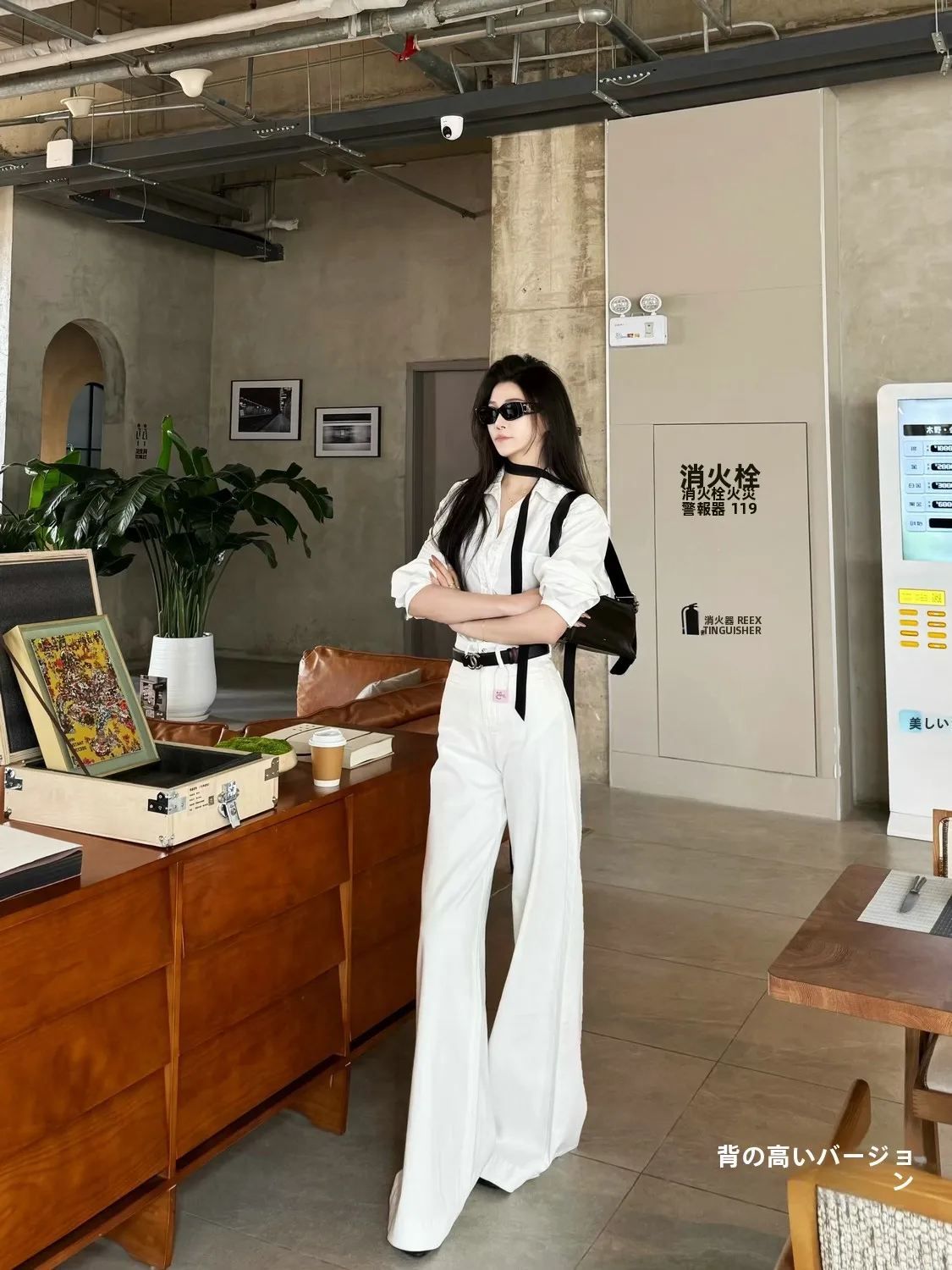 

Женские джинсы-клеш с высокой талией, удлиненные, свободного кроя, для высоких, весна-лето, белые, из денима