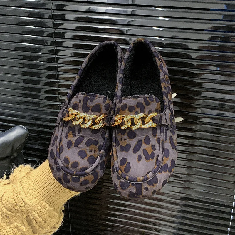 

Japanese Women's Shoes 2025 Autumn/winter New Large-sized One-foot Single Cotton Shoes, Flat and Fashionable Woolen Shoes，35-42