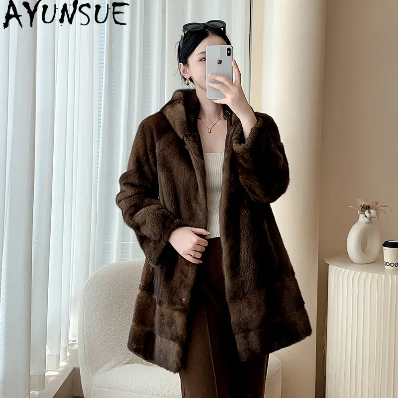 AYUNSUE Naturalny Futro z Norki Damskie Płaszcz Średniej Długości z Kapturem Luksusowy Cały Futro z Norki dla Kobiet Odzież Wysokiej Jakości Płaszcze Abrigo Mujer
