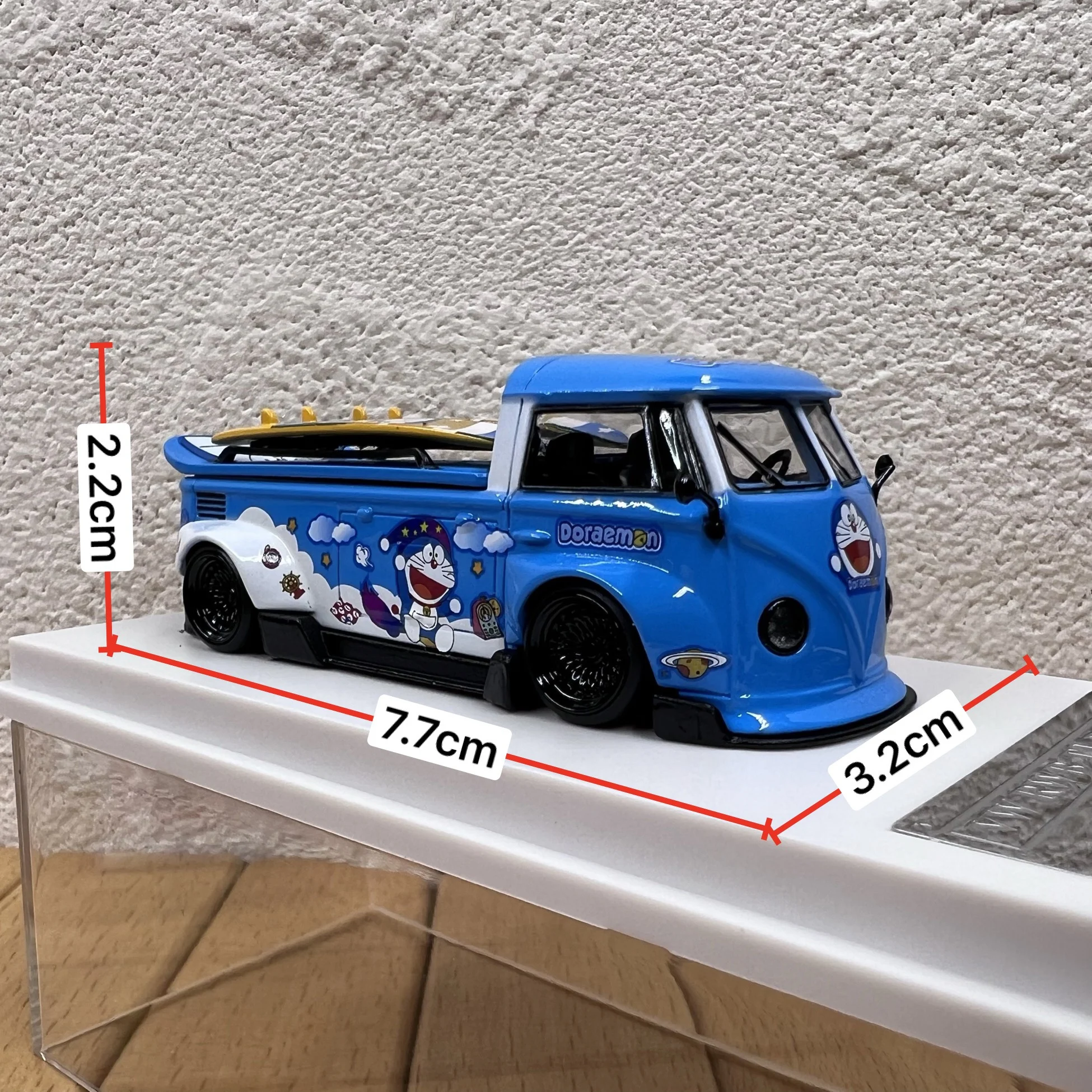 Diecast escala 1:64 vw t1 rbw estilo van de corpo largo cena liga modelo de carro brinquedo colecionável presente lembrança exibição ornamento