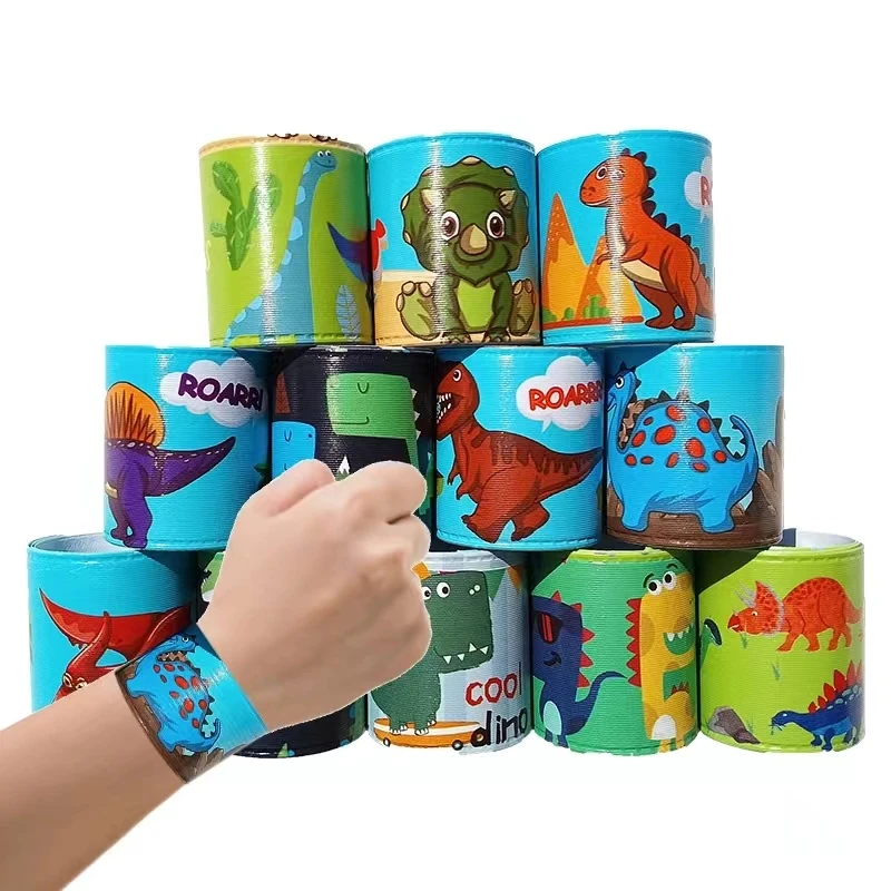 10 SZTUK Stemple dinozaurów Bransoletki zatrzaskowe dinozaurów - Pinata Toy Loot / Party Bag Filler Kids Pocket Slap Band Gift For Kid Party Favors