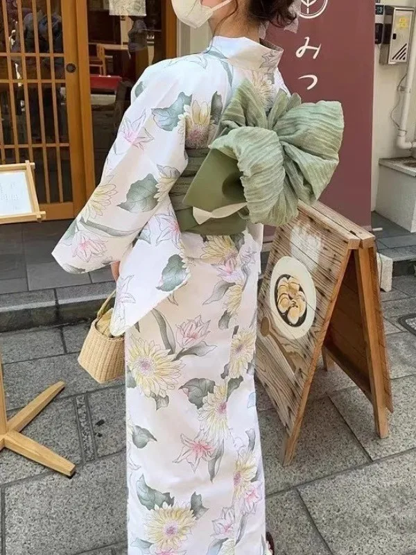 

Elegant Floral Pattern Women's Kimono Style Bathrobe Japanese Photography Costume Improved Girl Kimono Dress for Photoshoot