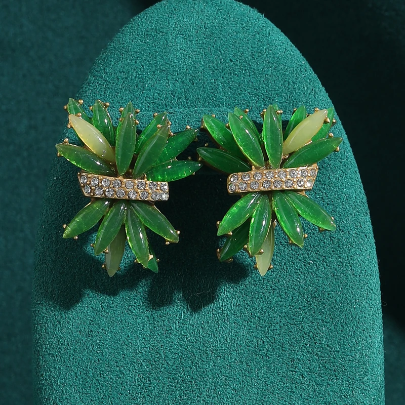 

Vintage Glass Large Coral Green Stud Earrings Gold Plated Woman For 2026 Rhinestone Music Festival Jewelry Retro Art Deco Trends
