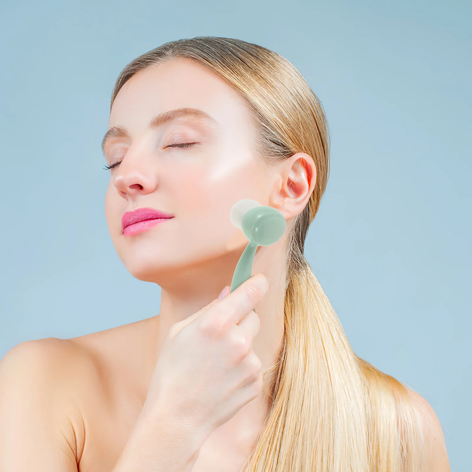 Spazzola esfoliante per la pulizia del viso Manico lungo Scrubber viso morbido verde chiaro Strumento esfoliante per il viso per la rimozione dei punti neri dei pori profondi