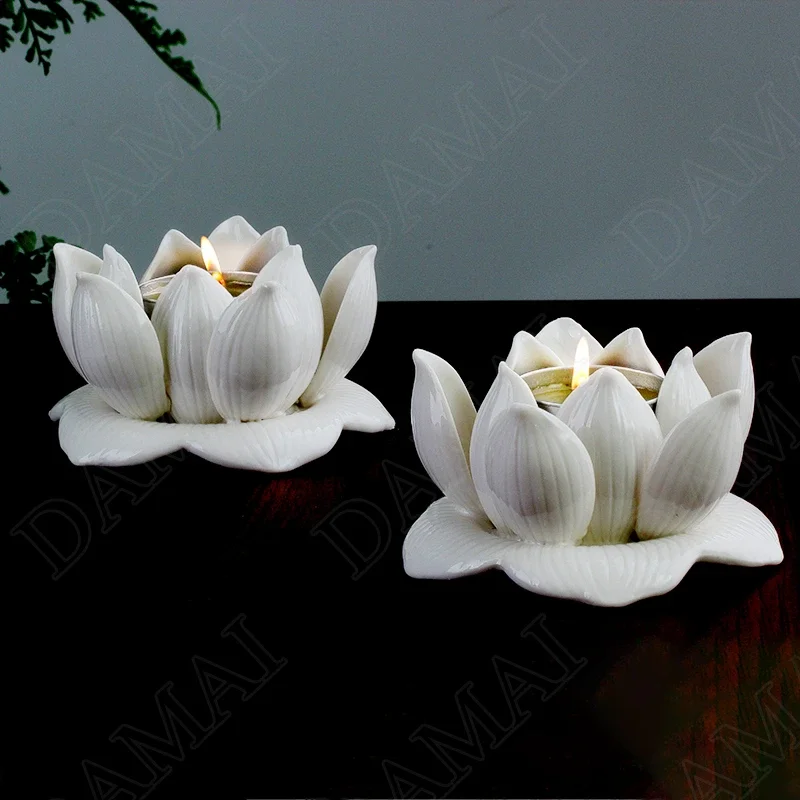 Creativity Ceramic Candle Holders White Lotus Decorative Religion Worship Candle Cup Church Mousse Zen Candlestick Ornaments