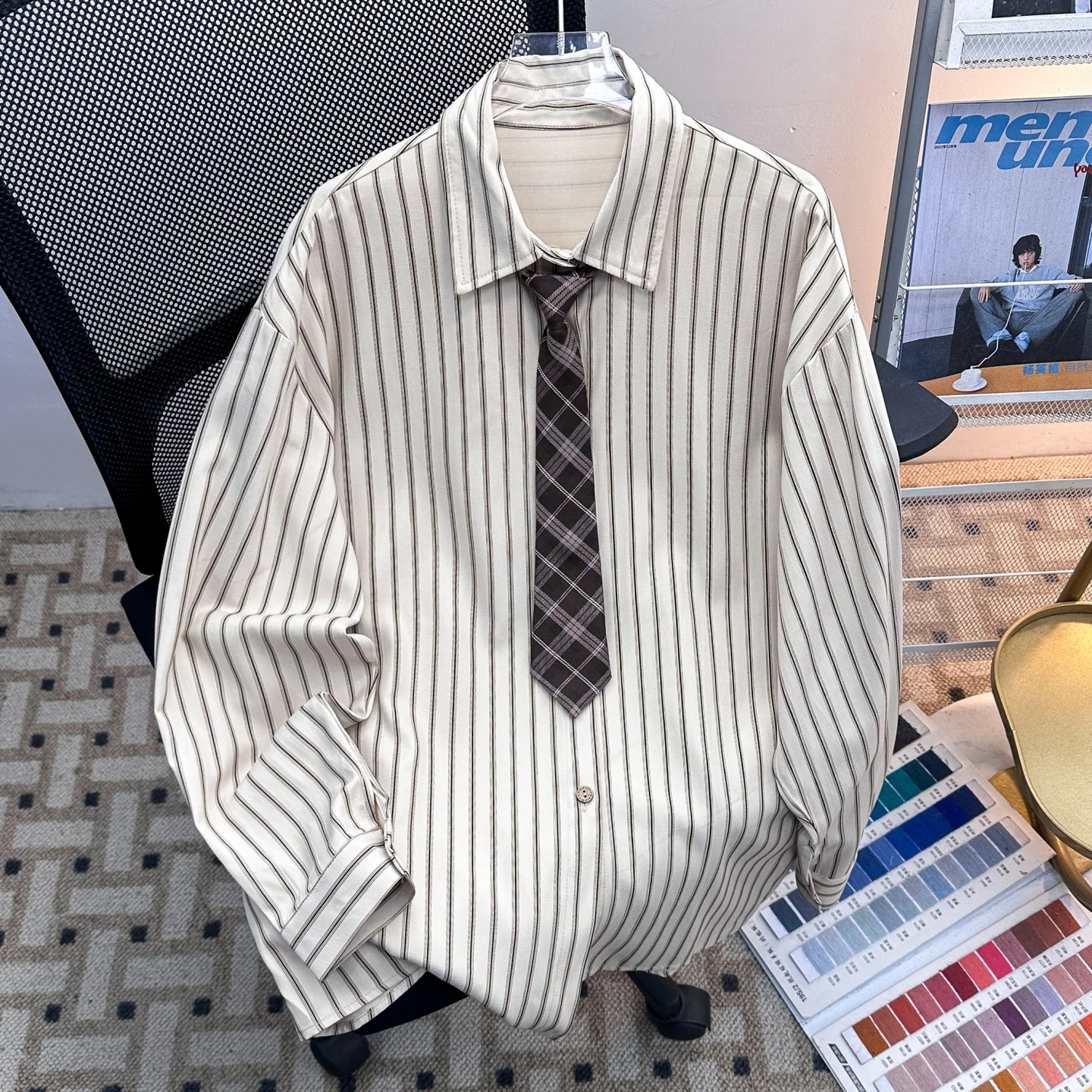 

Loose Casual Striped Long Sleeve Tie Shirt Men Women College Style Couple Japanese Retro Shirt High Intelligence Sensation Co...