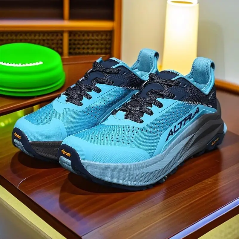 

FallBreathable mesh running shoes keep feet dry during intense workouts.