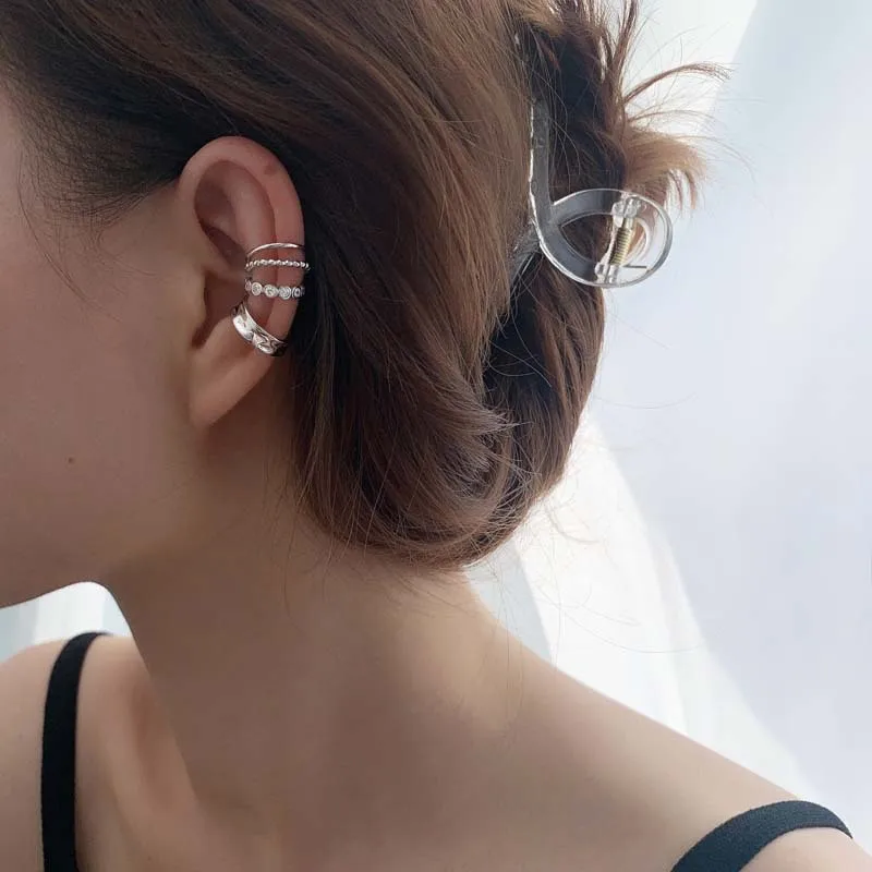 Anting zirkon bertatahkan dua lapisan, aksesori perhiasan anting-anting permata sederhana berkilau mode untuk wanita gaya Punk tanpa tindik