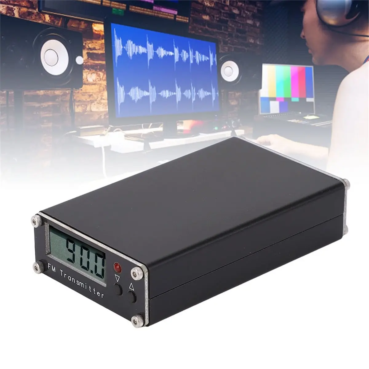 

*X07A FM Broadcast Transmitter 0.5W 2KM Long Range 76‑108MHz Shortwave Sound Signal Stereo Station for Car Broadcast