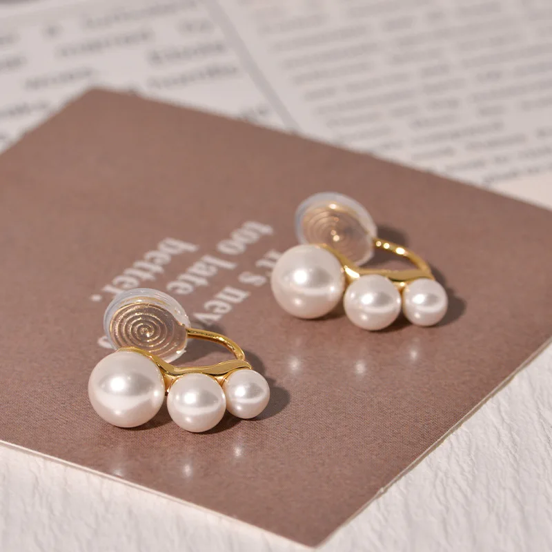 New Simple Three Ball Earrings Fashion Mosquito Incense Plate Ear Clip Women\'s Hundred Gift Wholesale