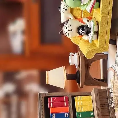 

Sofa Ornaments ZAKKA Japanese Cat Mini DIY Handmade Miniature Scene Decoration Resin Crafts Ornaments