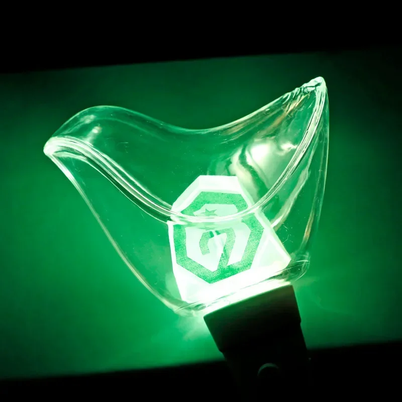 

Kpop Merch GOT7 Official Lightstick Plastic Type Version 2.0,3.0 Concert Light Stick Bluetooth Features