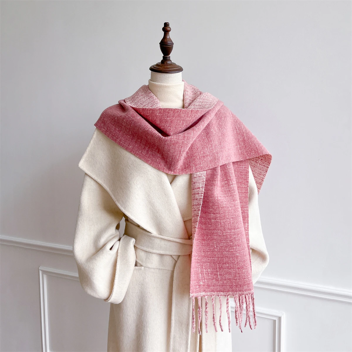 

Роскошный зимний кашемировый шарф для женщин, дизайн 2025 года, теплое одеяло из пашмины, шарфы-пончо, женская шаль, толстый платок Bufanda