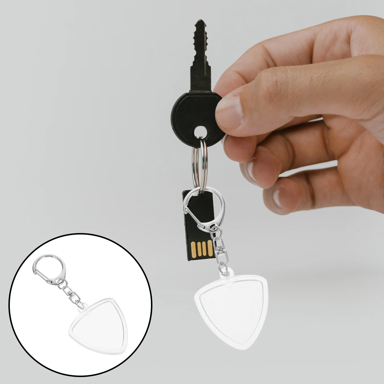 

Clear Transparent Guitar Pick Storage Box Keychain Case for Picks Display Holder Plastic Accessories Plectrums Organizing Case