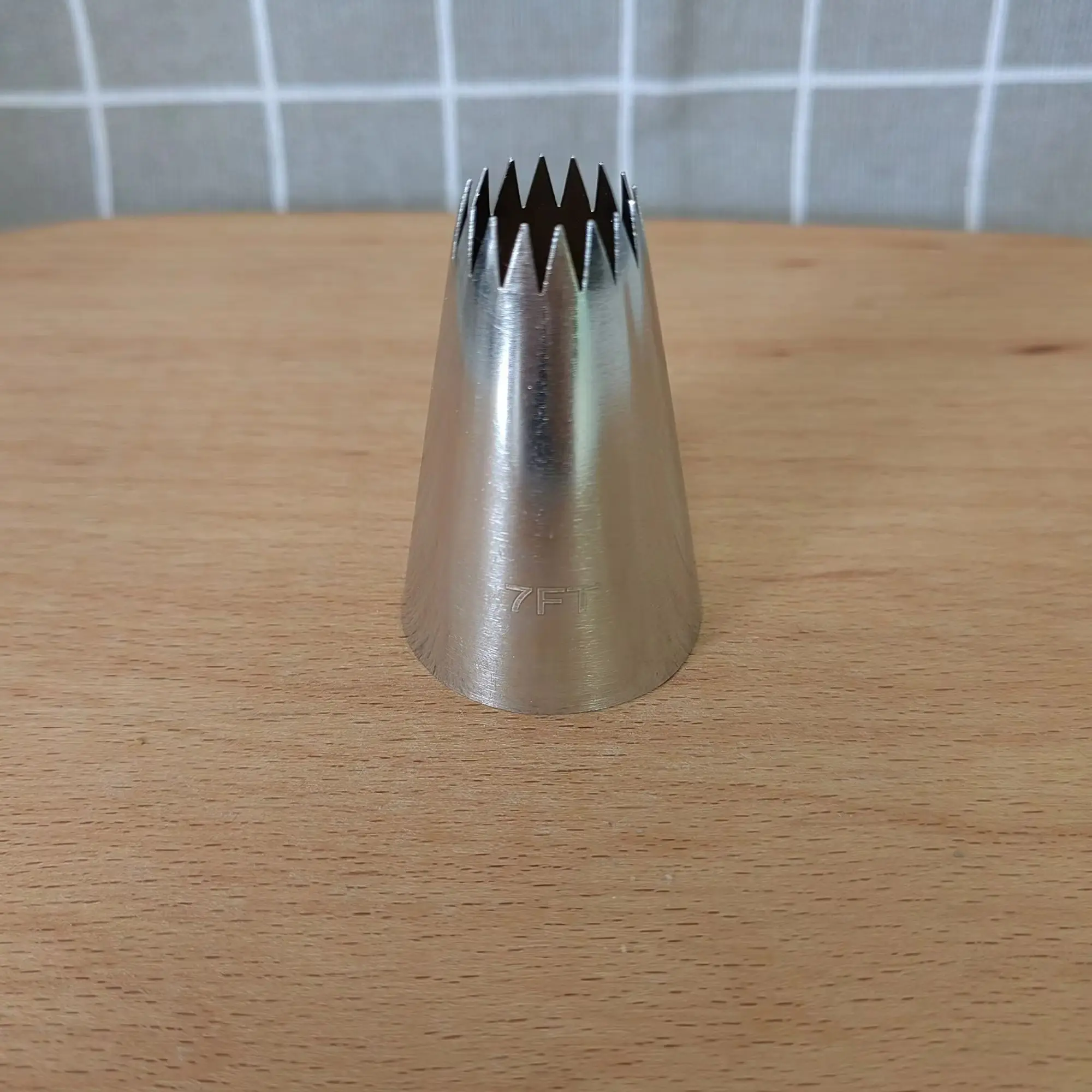 1 قطعة MRF الفولاذ المقاوم للصدأ 304 حجم كبير كعكة تزيين 15 مللي متر أعلى المعجنات الفرنسية الجليد فوهة ، الحلوى كب كيك الأنابيب تلميح # 7FT