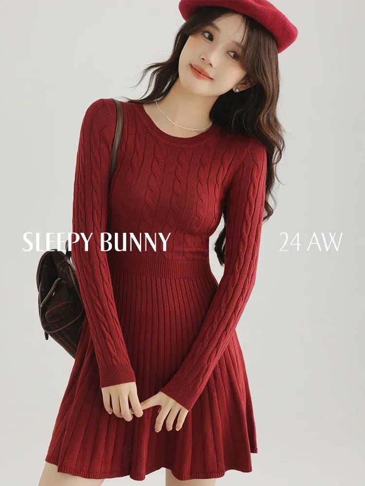 

2025 Winter Women Long Sleeve A-Line Dress Slim Fit Waist-Defined Elegant Midi Dress Youthful and Flattering Base Layer Outfit