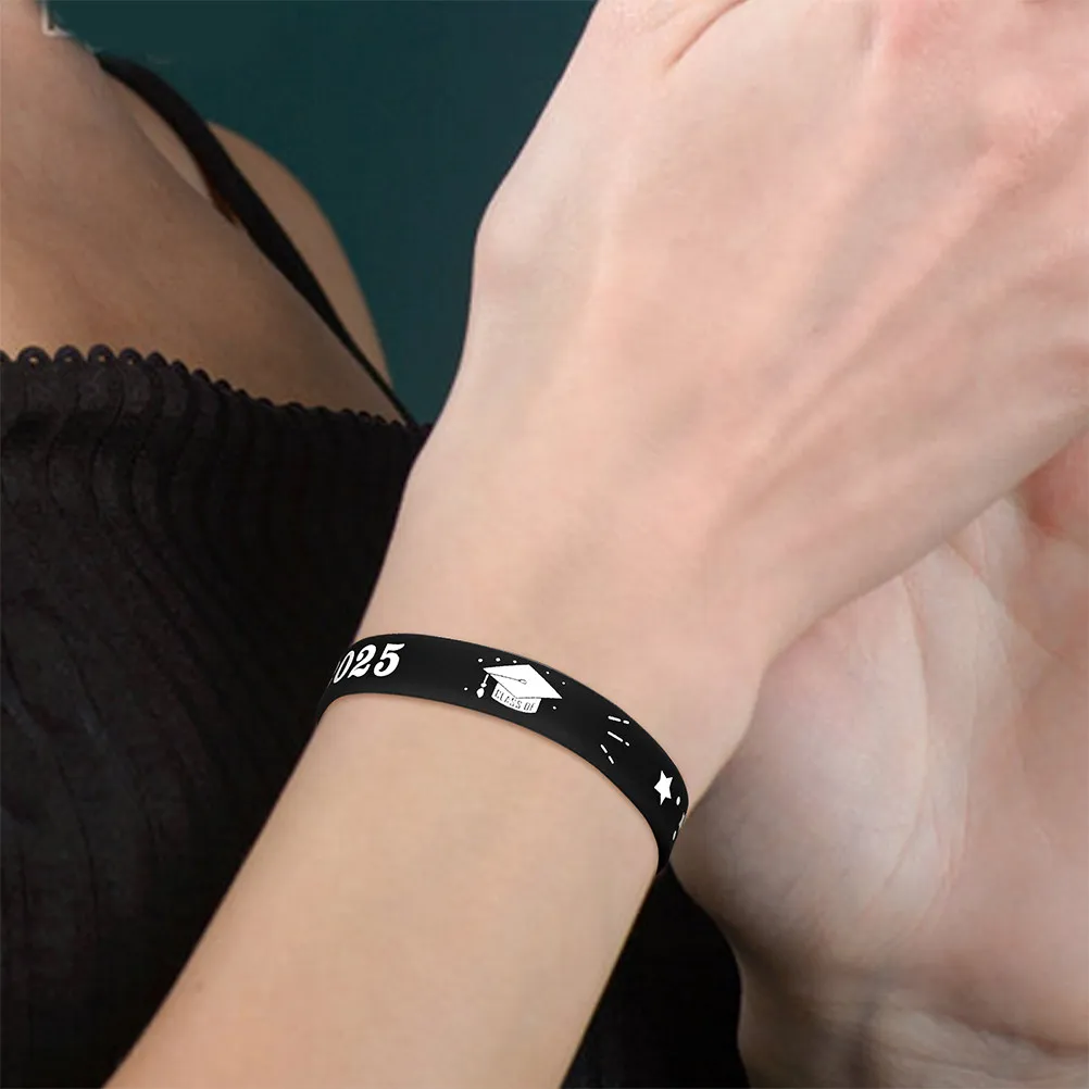 10Pcs Silicone Graduation Wristbands Class of 2025 Theme Elastic Rubber Bracelets for Men Women Teens Commencement Event