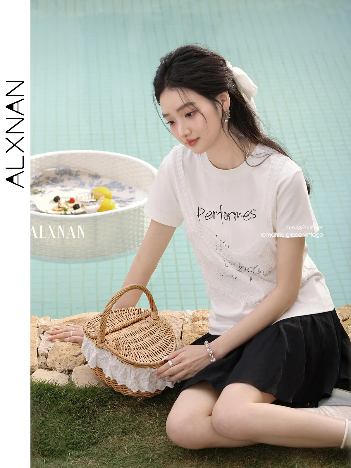 

ALXNAN Women's Off-white T-shirt 2025 Summer Lace Patchwork Letter Cotton Tees Casual Loose Fit Short Sleeve Top Ladies L55017
