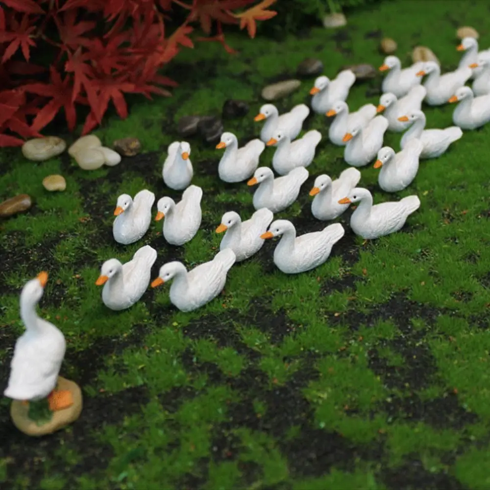 Micro Miniature Landscape Cute Mini Duck Statue Water Landscape Decoration Gardening Accessories Creative Resin Crafts