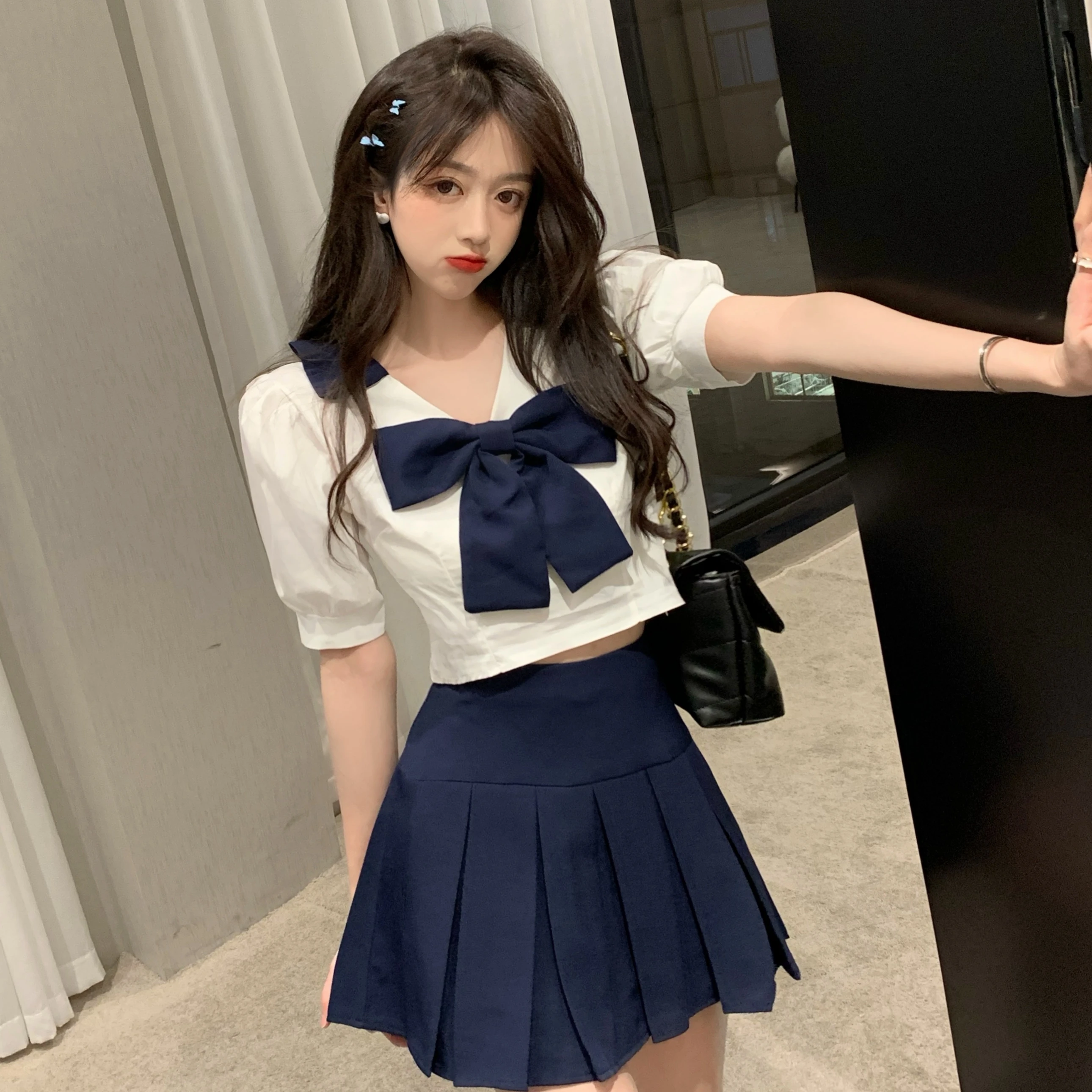 Japanese Sexy Hot Girl Sailor Suits American Navy Collar Bow Navy Blue Pleated Skirt Sets Summer Students JK Uniform Suits